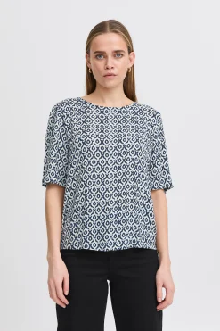 Blouse with short sleeve