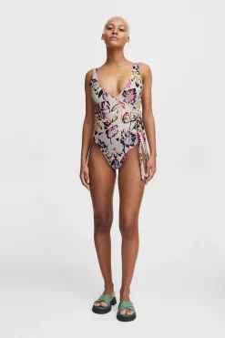 IAPRISHA Swim wear