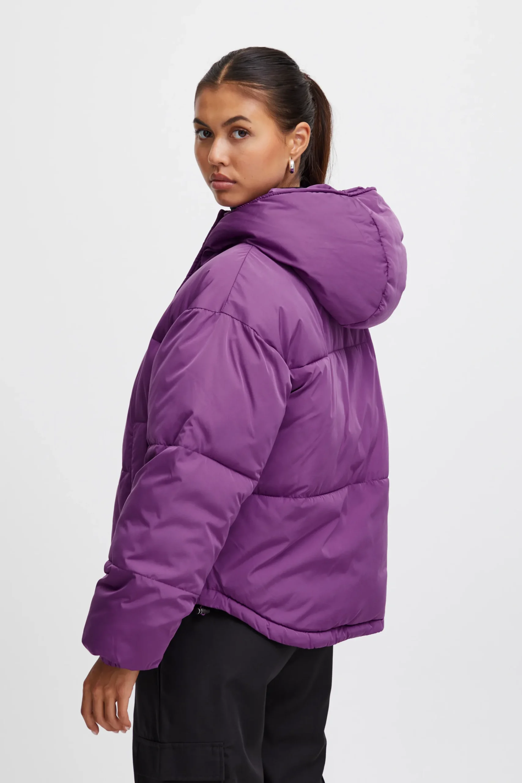 IHHOVAZ Outerwear