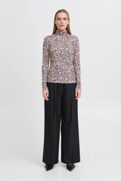 IHNAVA Long sleeved T-shirt