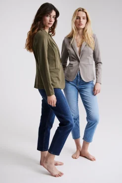 IHTWIGGY RAVEN Ankle Jeans