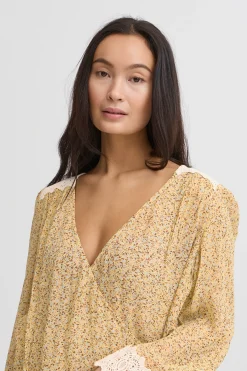 IRKARLA Blouse with long sleeve