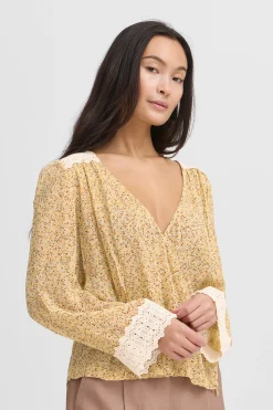 IRKARLA Blouse with long sleeve