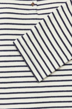 Long sleeved T-shirt